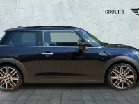 Used Mini Cooper Exclusive 136 HP (100 kW) 2021 Black Hatchback