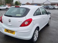 Used Vauxhall Corsa Active 65 HP (47 kW) 2012 White Hatchback