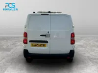 Used Citroën Dispatch 118 HP (86 kW) 2021 White MPV