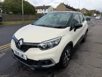Used Renault Captur Dynamique 90 HP (66 kW) 2018 Cream SUV