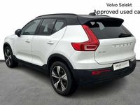 Used Volvo XC40 R-Design 208 HP (152 kW) 2022 White SUV
