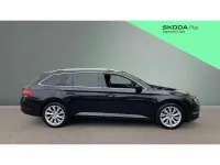 Usado Skoda Superb SE L 160 CV (117 kW) 2023 Negro Familiar