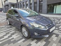 Second-hand Ford Focus Zetec 136 CP (100 kW) 2012 Gri Break