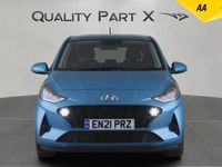 Used Hyundai i10 Premium 84 HP (61 kW) 2021 Turquoise Hatchback