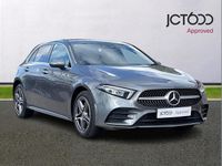 Usado Mercedes A250 AMG Line Premium 214 HP (157 kW) 2021 Cinzento Citadino