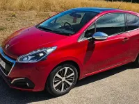 Used Peugeot 208 Allure 2016 Metallic red Hatchback