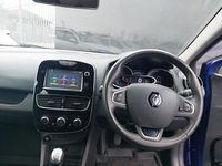Used Renault Clio IV Dynamique 90 HP (66 kW) 2018 Blue Hatchback