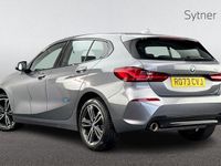 Usado BMW 118 Sport Line 134 HP (98 kW) 2024 Cinzento Citadino