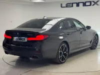 Begagnad BMW 530e M Sport 2023 Grå Sedan