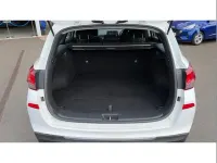 Used Hyundai i30 120 HP (88 kW) 2018 White Estate