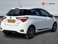 Second-hand Toyota Yaris Hybrid 2020 Alb Hatchback