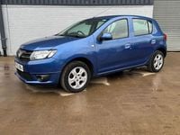 Used Dacia Sandero Lauréate 90 HP (66 kW) 2013 Blue Hatchback