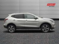 used Nissan Qashqai 1.3 DiG-T N-Connecta 5dr [Glass Roof Pack]