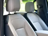 Used Land Rover Defender SE Dynamic 249 HP (183 kW) 2025 SUV