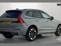 Used Volvo XC60 Plus 247 HP (181 kW) 2025 Grey SUV