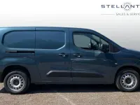 Nouă Peugeot Partner S 101 CP (74 kW) 2026 Albastru Monovolum