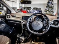 Used Toyota Aygo Trend 72 HP (52 kW) 2019 Black Hatchback