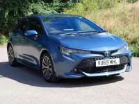 Used Toyota Corolla Design 122 HP (89 kW) 2019 Blue Hatchback