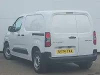 Gebraucht Citroën Berlingo 100 PS (73 kW) 2024 Weiß Van / Kleinbus