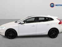 Used Volvo V40 R-Design Pro 150 HP (110 kW) 2018 White Hatchback