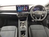 New Cupra Leon 150 HP (110 kW) 2025 Metallic  glacial white Hatchback