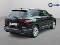Used VW Tiguan Allspace Life 150 HP (110 kW) 2024 Black SUV