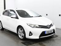 Used Toyota Auris Sport 132 HP (97 kW) 2014 White Hatchback