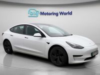 Used Tesla Model 3 Standard Range Plus 222 kW (302 HP) 2021 White Sedan