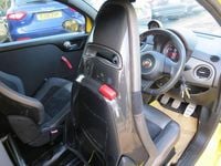 Used Abarth 695 190 HP (139 kW) 2016 Yellow Hatchback