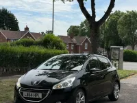 Used Peugeot 208 Allure 2015 Black Hatchback
