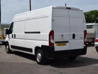 Used Peugeot Boxer 130 HP (95 kW) 2019 White Van