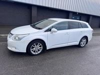 Used Toyota Avensis 2010 White Estate
