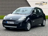Used Renault Clio Expression+ 75 HP (55 kW) 2013 Black Hatchback
