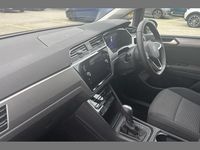 Usado VW Touran Match 150 HP (110 kW) 2025 Preto Monovolume