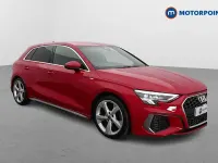 Używany Audi A3 S-Line 2021 Czerwony Sedan/Limuzyna