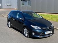 Used Toyota Auris 90 HP (66 kW) 2013 Grey Estate