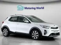 Usado Kia Stonic 101 HP (74 kW) 2024 SUV