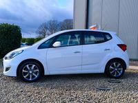 Used Hyundai ix20 SE 125 HP (91 kW) 2019 White Hatchback