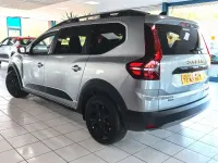 Used Dacia Jogger Extreme 141 HP (103 kW) 2024 Grey MPV