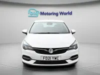 Used Vauxhall Astra SRi 145 HP (106 kW) 2021 White Hatchback