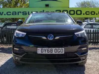 Używany Vauxhall Grandland X S 120 KM (88 kW) 2018 Czarny SUV