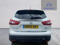 Used Nissan Qashqai Tekna 110 HP (80 kW) 2015 White SUV