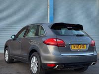 Used Porsche Cayenne 245 HP (180 kW) 2013 Grey SUV