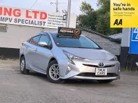 Used Toyota Prius 122 HP (89 kW) 2018 Silver Hatchback