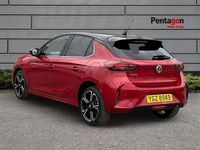 Begagnad Vauxhall Corsa Ultimate 99 HK (72 kW) 2023 Röd Halvkombi