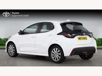 Used Toyota Yaris Hybrid 113 HP (83 kW) 2024 White Hatchback