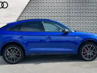 Used Audi Q5 Comfort 299 HP (219 kW) 2022 Ultra blue metallic SUV