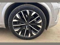 Usado Volvo XC90 Ultra 247 HP (181 kW) 2025 Prateado SUV