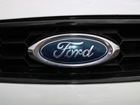 Used Ford Mondeo Titanium X 163 HP (119 kW) 2014 White Hatchback