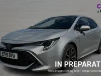 Używany Toyota Corolla 122 KM (89 kW) 2019 Srebrny Hatchback